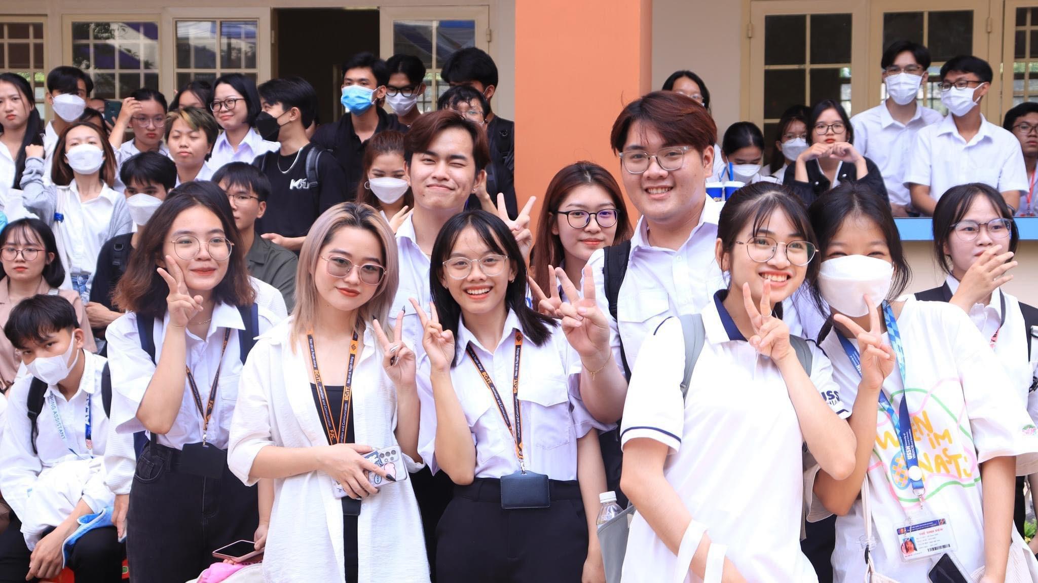 Trường Nhân văn lên tiếng việc mua vé, ép sinh viên xem Đất Rừng Phương Nam-1