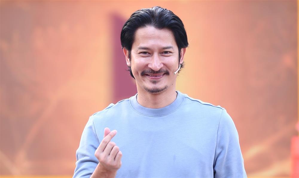 Màn ảnh Việt có mỹ nam đẹp như lai Tây: 42 tuổi vẫn phong độ còn đóng toàn phim trăm tỷ-4