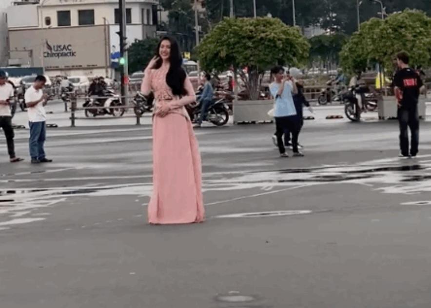 Bùi Quỳnh Hoa hiếm hoi lộ diện sau đăng quang, rục rịch chuẩn bị chinh chiến Miss Universe 2023?-3