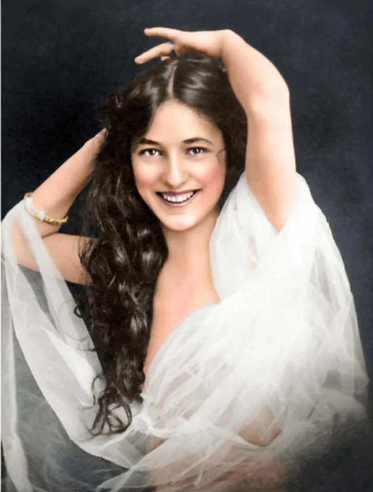 Những câu chuyện tình nhuốm màu tội ác-1