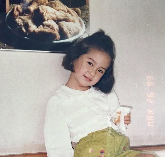 Nhan sắc hồi nhỏ của Angelababy gây nhiều bất ngờ-4