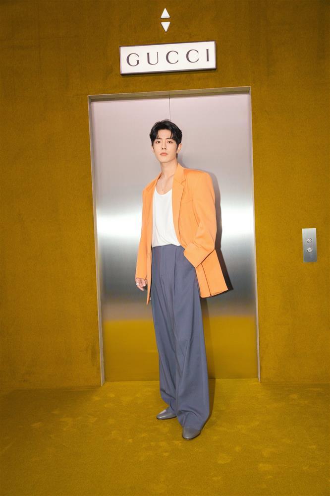 Tiêu Chiến lọt vào mắt xanh ông lớn ngành thời trang, rục rịch vươn ra quốc tế-1