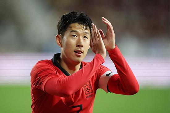 Son Heung Min nói gì sau trận thắng đậm tuyển Việt Nam?