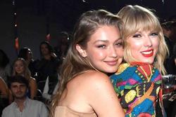 Taylor Swift làm 'thần tình yêu', cho bạn thân Gigi Hadid mượn biệt thự khủng làm nơi hẹn hò Bradley Cooper