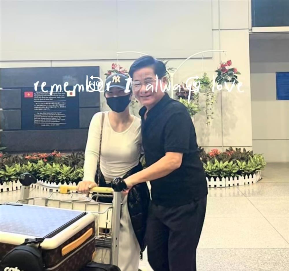 Vừa về Việt Nam, Hương Tràm đau buồn báo tin tang sự, khung ảnh kỷ niệm khiến nhiều người xót xa-1