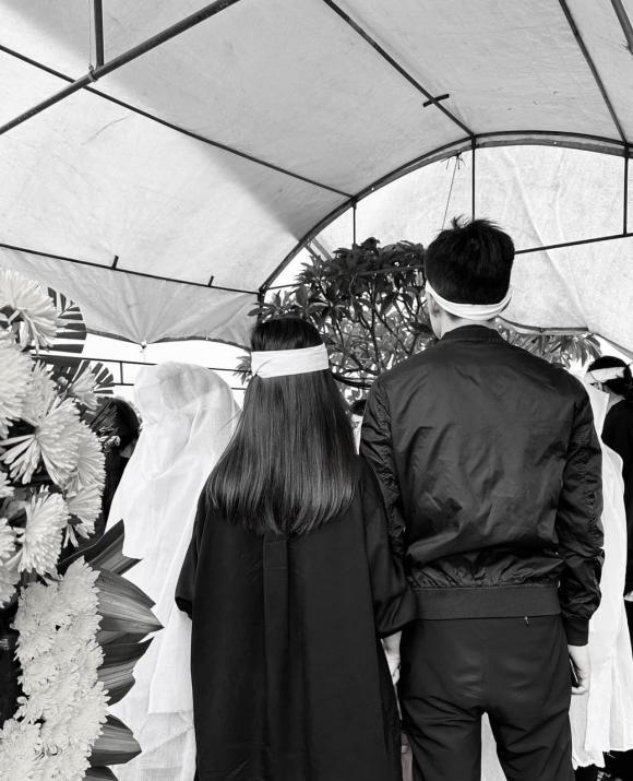 Vừa về Việt Nam, Hương Tràm đau buồn báo tin tang sự, khung ảnh kỷ niệm khiến nhiều người xót xa-3