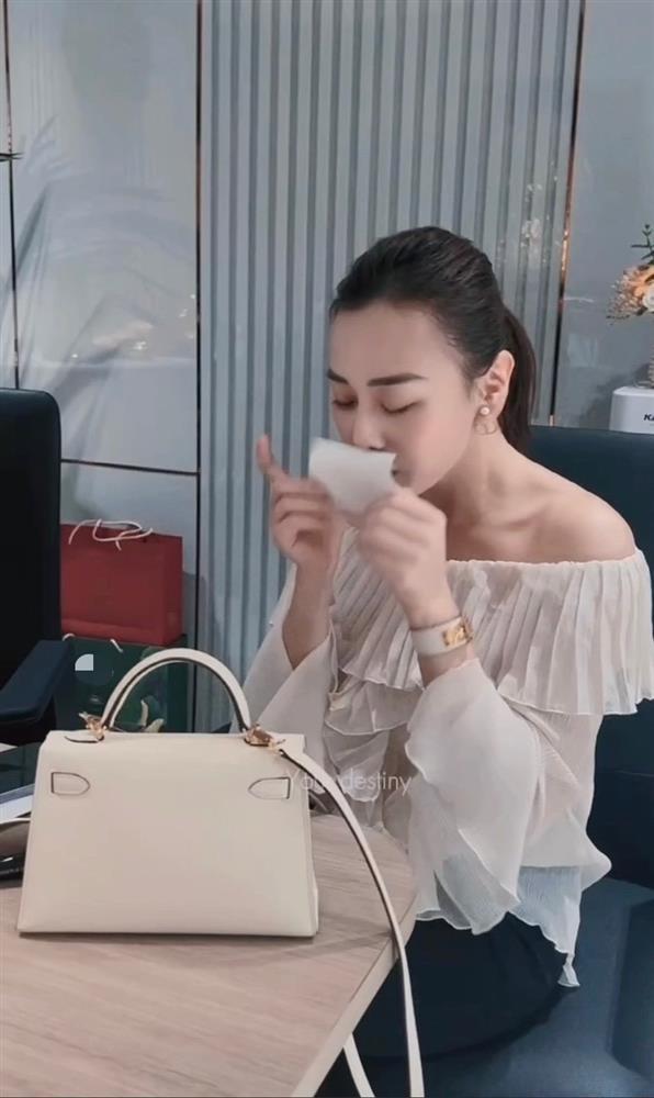 Phương Oanh có chia sẻ đầu tiên về hành trình mang thai con đầu lòng, nghén vật vã vẫn hạnh phúc vì điều này-5