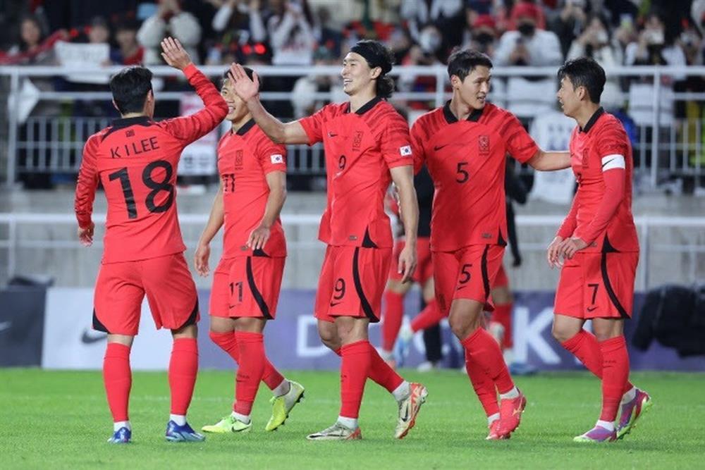 Hàn Quốc sử dụng đội hình trị giá 165 triệu euro đối đầu tuyển Việt Nam-2
