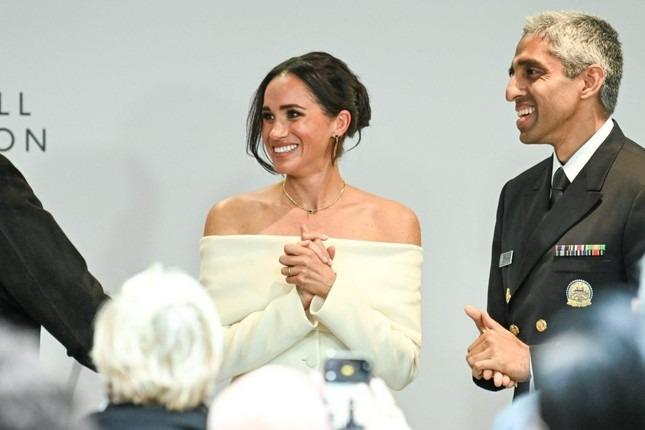 Meghan Markle âm thầm trở lại-1