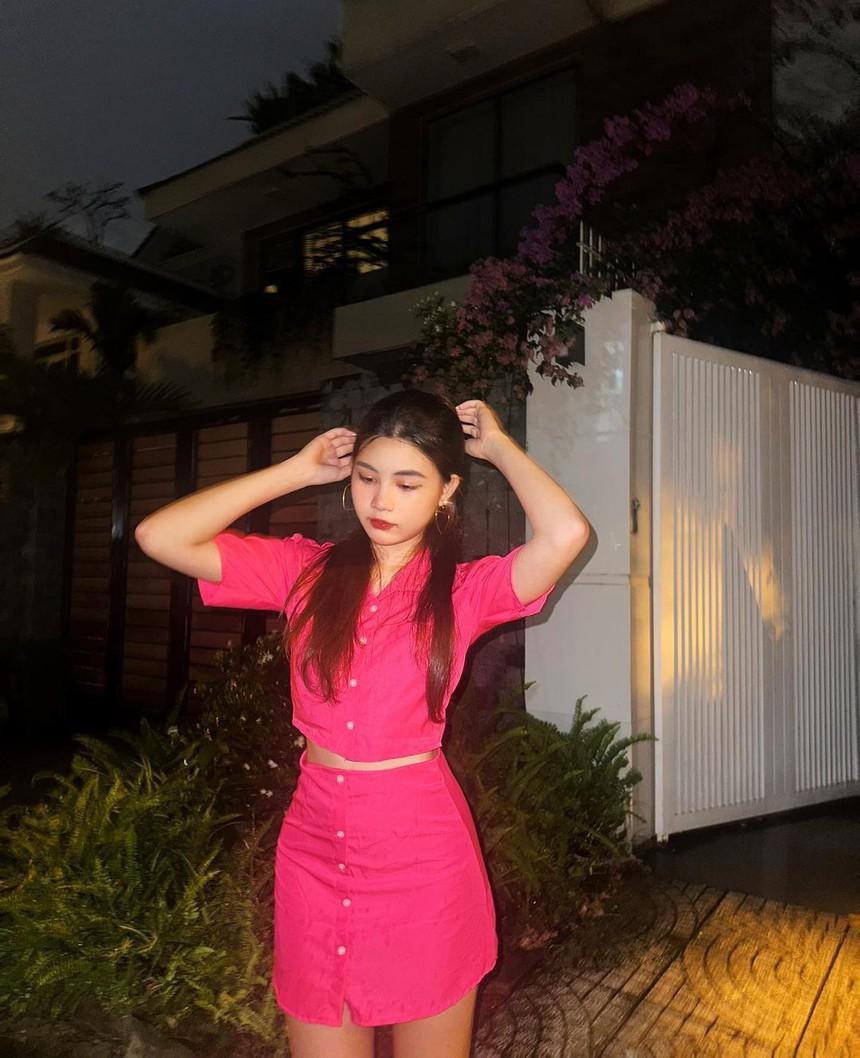 Con gái Quyền Linh thăng hạng nhan sắc nhờ một thay đổi đơn giản-1