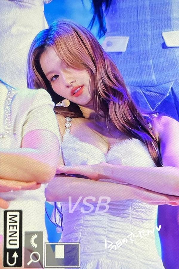 Thành viên Nhật của TWICE lại gây sốt-4