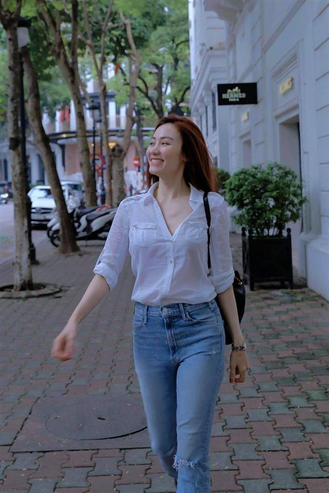 Ngân Khánh sau 8 năm kết hôn: Trẻ trung, viên mãn bên chồng Việt kiều-4