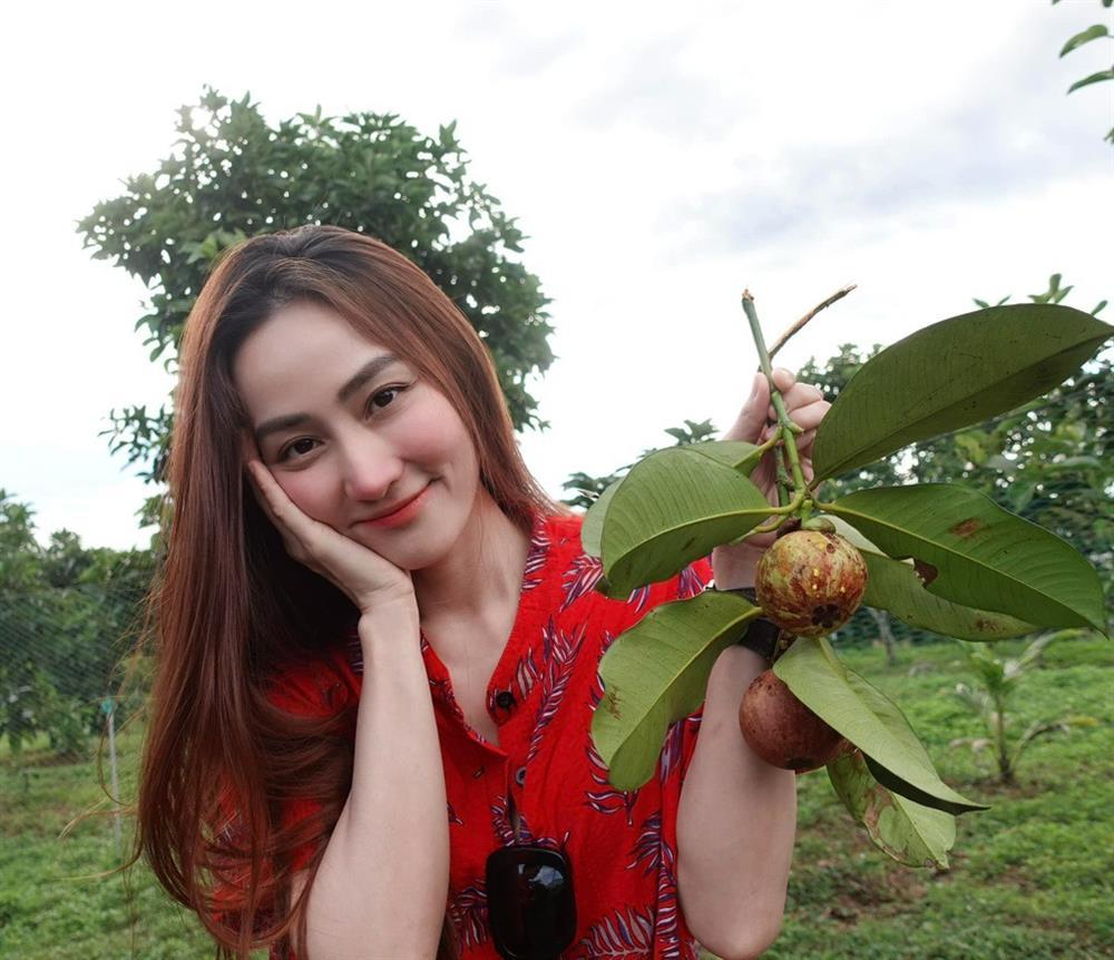 Ngân Khánh sau 8 năm kết hôn: Trẻ trung, viên mãn bên chồng Việt kiều-5