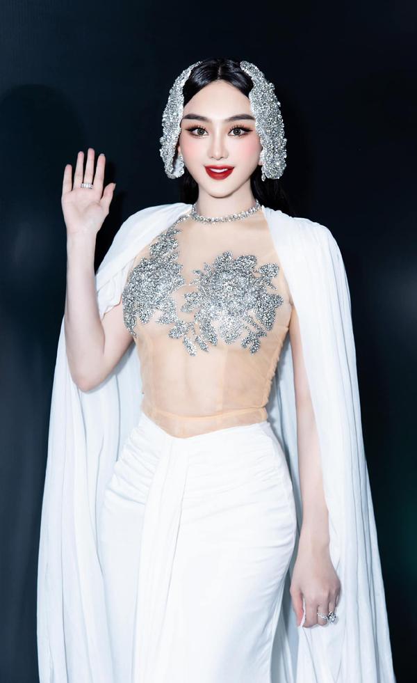 Chi gần 1 tỷ đồng để trùng tu nhan sắc, Lâm Khánh Chi quyết tâm trở thành đệ nhất mỹ nhân chuyển giới Việt-2