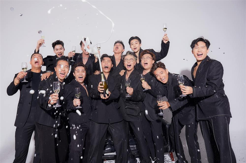 Bộ ảnh cưới của Puka - Gin Tuấn Kiệt cùng dàn sao đình đám Vbiz-6