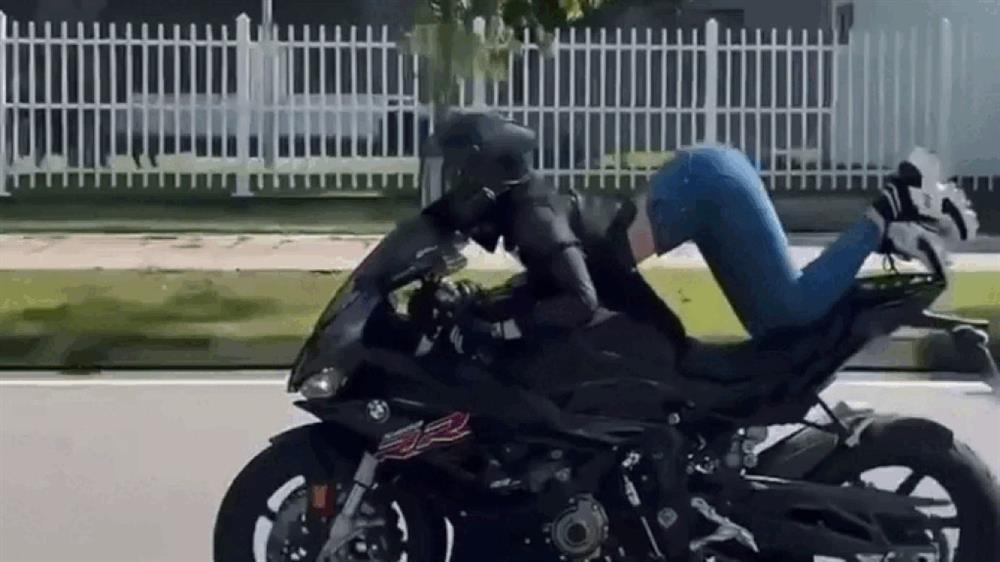 Khởi tố, bắt tạm giam người mẫu Ngọc Trinh-2