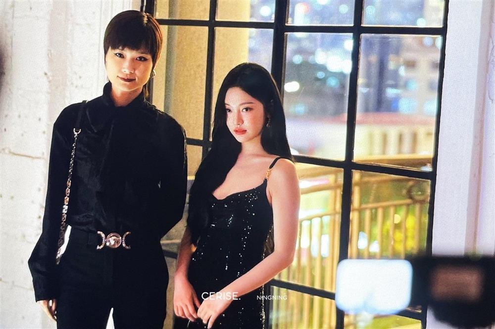 NingNing slay hết nấc, diện set đồ hơn 100 triệu tại sự kiện Versace-5