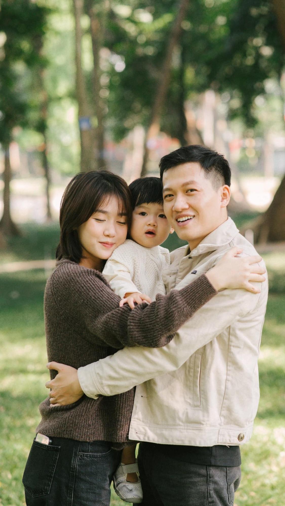 Vợ trẻ như học sinh cấp 3 của MC Trần Ngọc Đường Lên Đỉnh Olympia-7