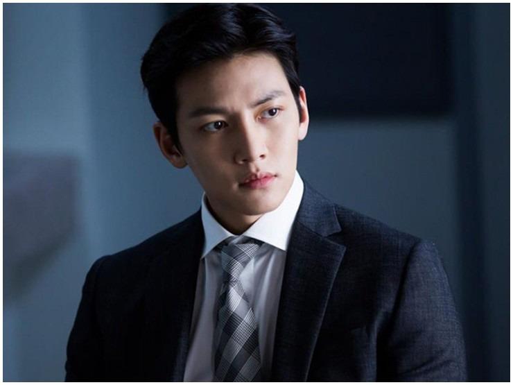 Bí quyết duy trì thân hình cực phẩm của nam tài tử Ji Chang Wook-1