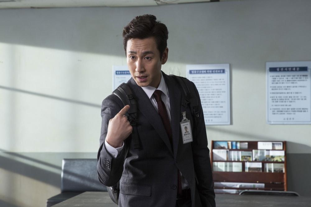 Sự nghiệp 22 năm của Ảnh đế Lee Sun Kyun đổ vỡ trước scandal dùng chất cấm-5