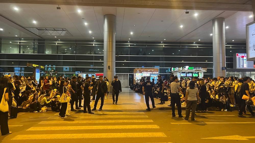 Đêm nhạc có ca sĩ dính ồn ào với cafe Giảng (Hà Nội) mãi không bán hết vé-4