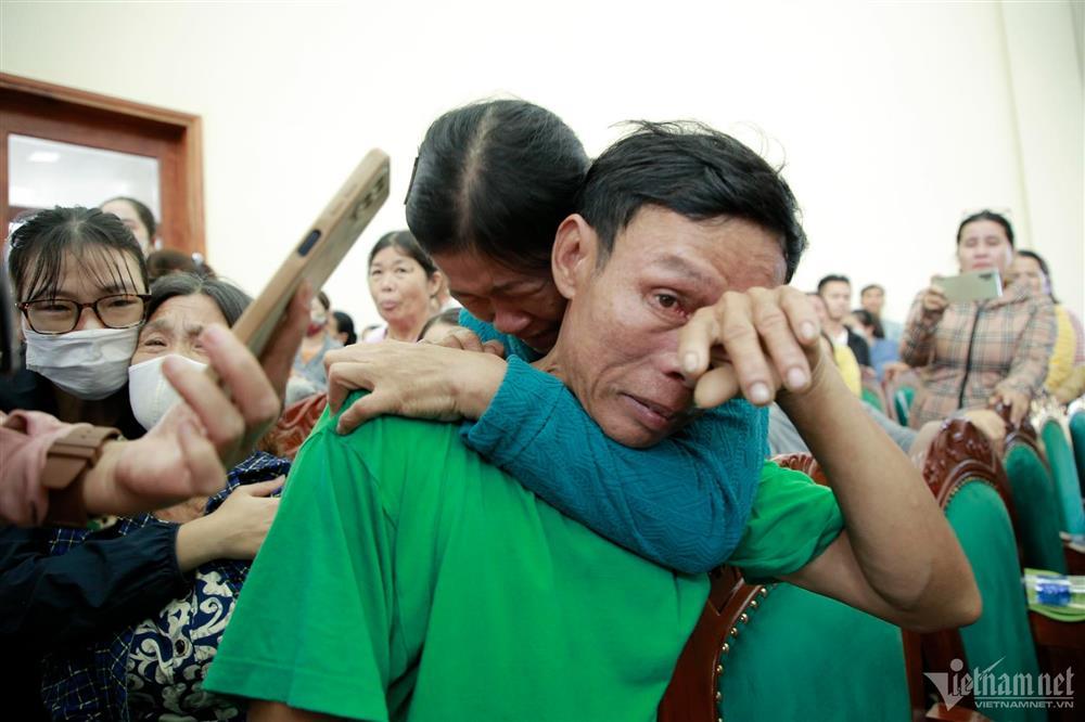 Thuyền trưởng kể phút đối mặt tử thần khi tàu cá gặp nạn-1