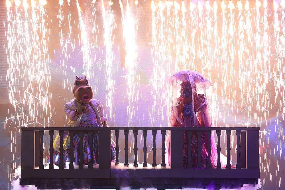 Ca Sĩ Mặt Nạ: Sứa Thủy Tinh lộ diện không phải Hương Tràm-2