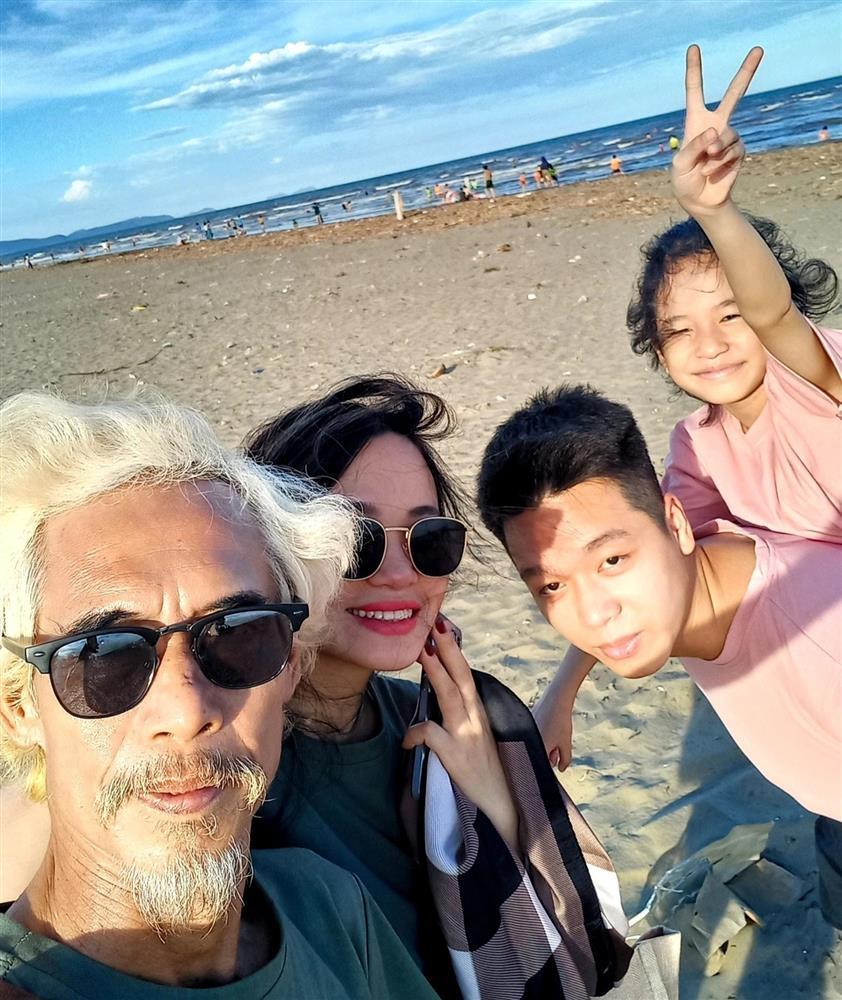 NSƯT Phú Đôn và hôn nhân khác thường 2 thập kỷ với vợ kém 25 tuổi-4