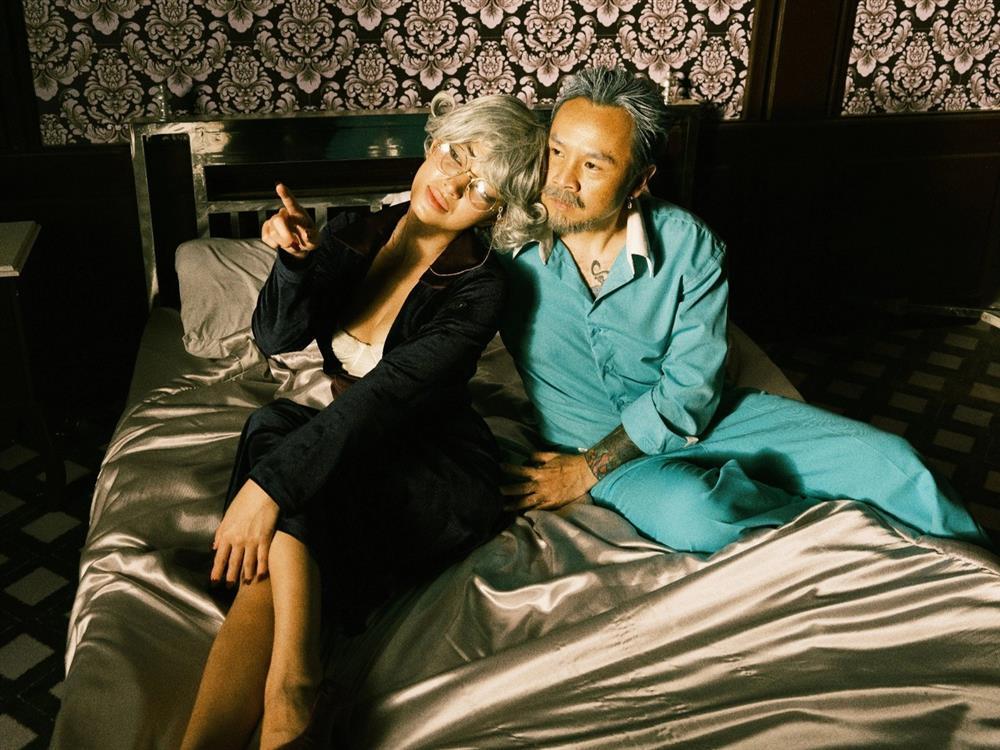 Châu Bùi lần đầu đóng MV của Binz, không ngại tình tứ bên bạn trai-2