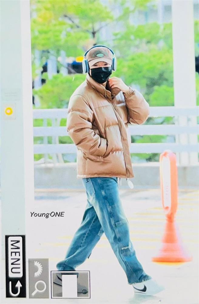 Sao Hàn tìm mua bánh tráng trộn, ăn phở lúc 4h sáng khi tới Việt Nam-8