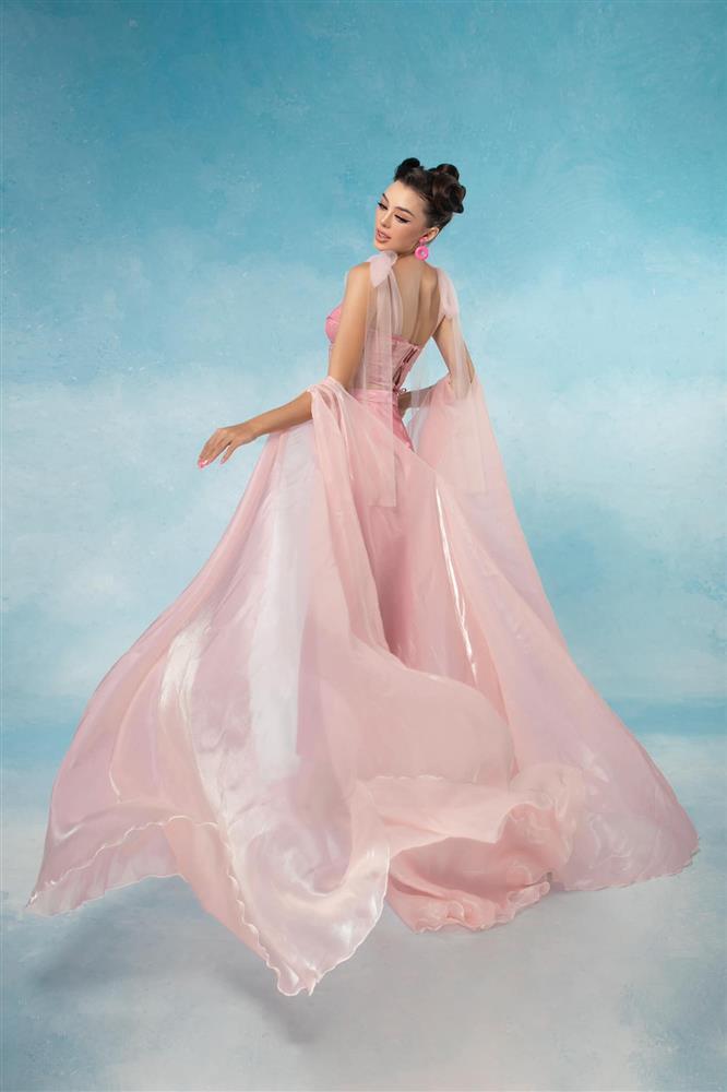 Vợ Tây của Bùi Tiến Dũng khoe nhan sắc ngọt ngào, hào hứng đón ngày Phụ nữ Việt Nam-3