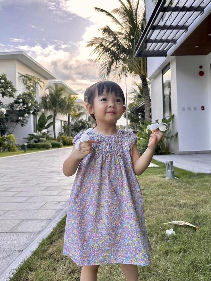 Ái nữ nhà Cường Đô La - Đàm Thu Trang gây sốt với khoảnh khắc xinh xắn như công chúa-6