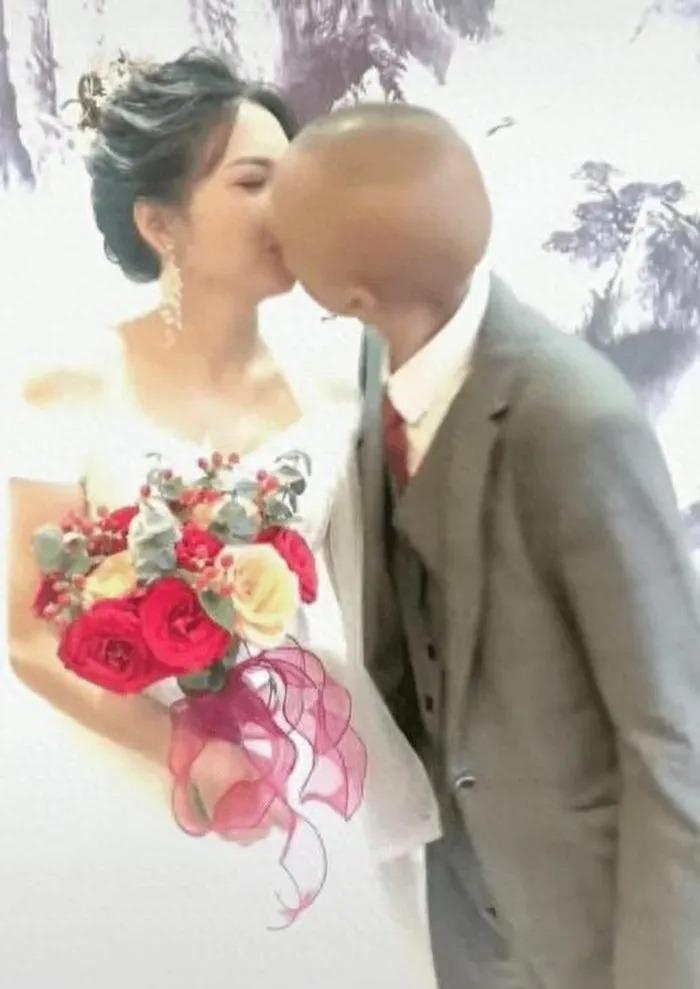 Chú rể xấu lạ cưới được cô dâu xinh như diễn viên-2