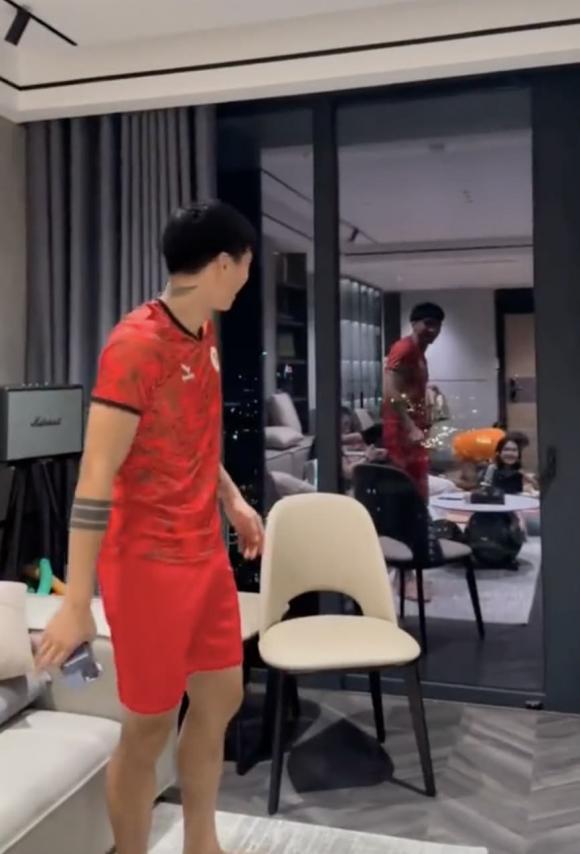 Hé lộ không gian phòng ngủ của Đoàn Văn Hậu và vợ sắp cưới Doãn Hải My-7