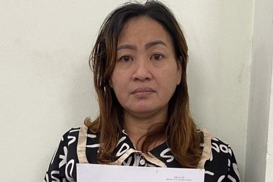 Nữ công nhân đổ xăng, đốt phòng trọ của đồng nghiệp