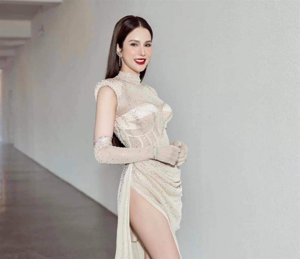 Diệp Lâm Anh sau vụ giành nuôi con: Nhan sắc thăng hạng, lấy lại tinh thần-1