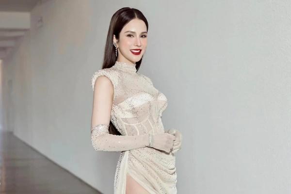 Động thái của Quỳnh Thư giữa ồn ào chồng cũ Diệp Lâm Anh hôn gái lạ trong bar-7