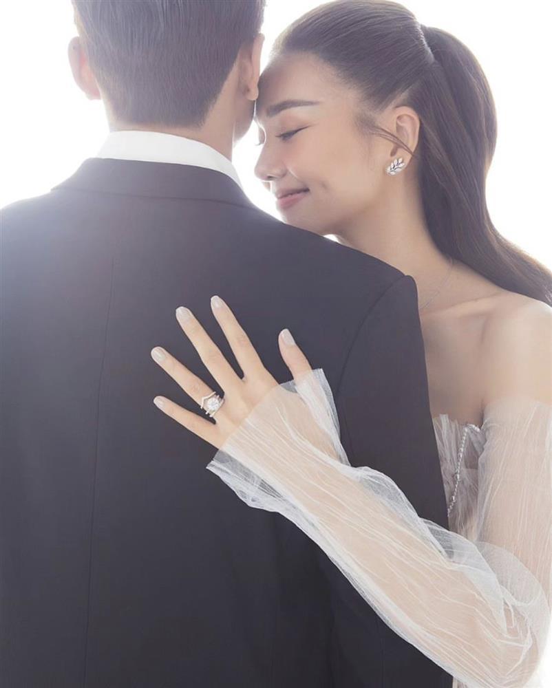 Hé lộ không gian đám cưới riêng tư của Thanh Hằng và chồng nhạc trưởng-9