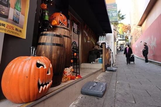 Một năm sau thảm kịch Itaewon 158 người chết, Halloween biến mất ở Hàn Quốc