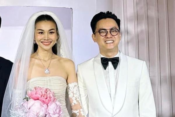 Thanh Hằng và chồng nhạc trưởng xuất hiện sau tiệc cưới xa hoa gây chú ý-5