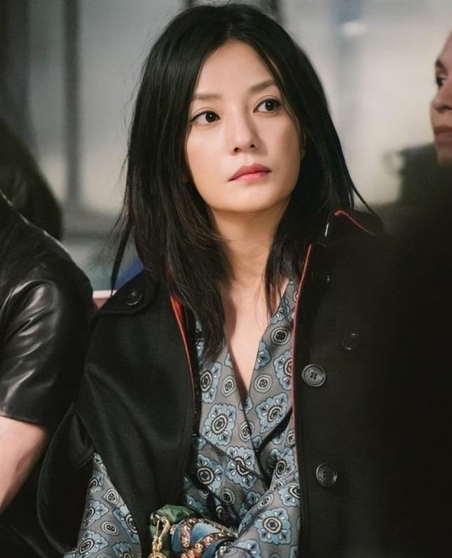 Triệu Vy không đến lễ tang bố chồng-3