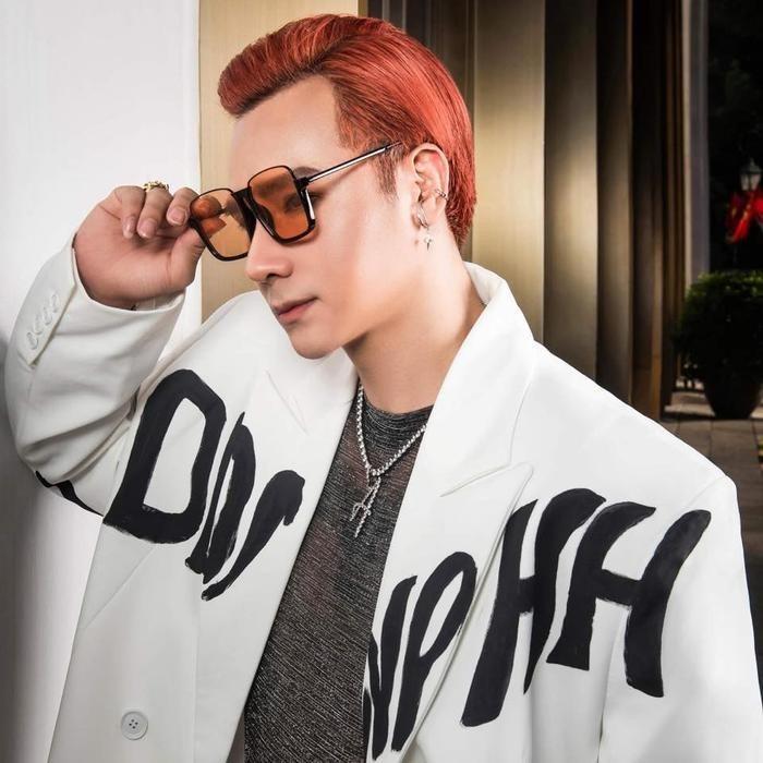 Ca sĩ Chu Bin: Bén duyên với nghề từ những buổi hát thù lao 20.000 đồng-3