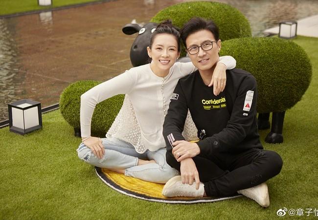 Xôn xao tin Chương Tử Di và Uông Phong đã ly hôn: Con gái ở với cha, con trai thì theo mẹ-1