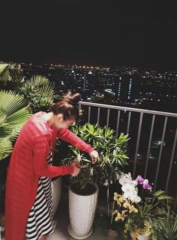 Sau đám cưới, vợ chồng Thanh Hằng ở đâu: Biệt thự như lâu đài hay căn hộ cao cấp sang trọng?-19