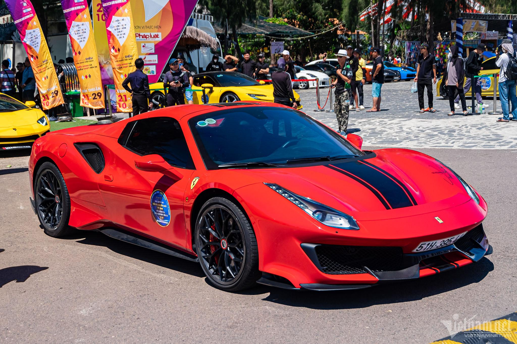 Choáng đại gia Sài Gòn đi phượt bằng dàn siêu xe hàng trăm tỷ ra Bình Thuận-5