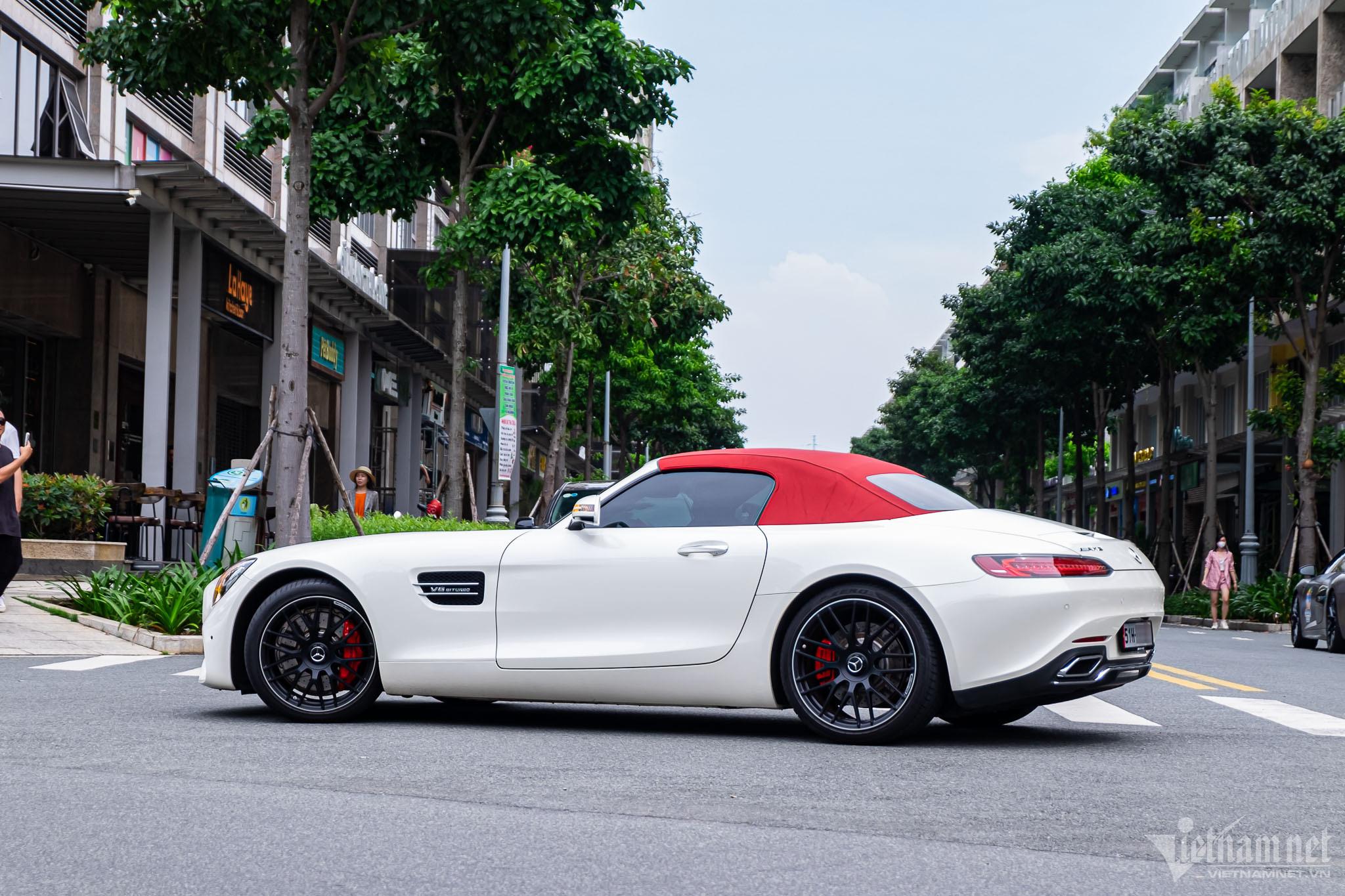 Choáng đại gia Sài Gòn đi phượt bằng dàn siêu xe hàng trăm tỷ ra Bình Thuận-17