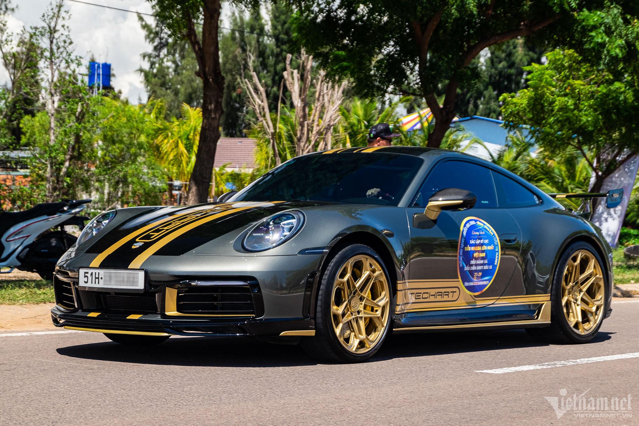 Choáng đại gia Sài Gòn đi phượt bằng dàn siêu xe hàng trăm tỷ ra Bình Thuận-21