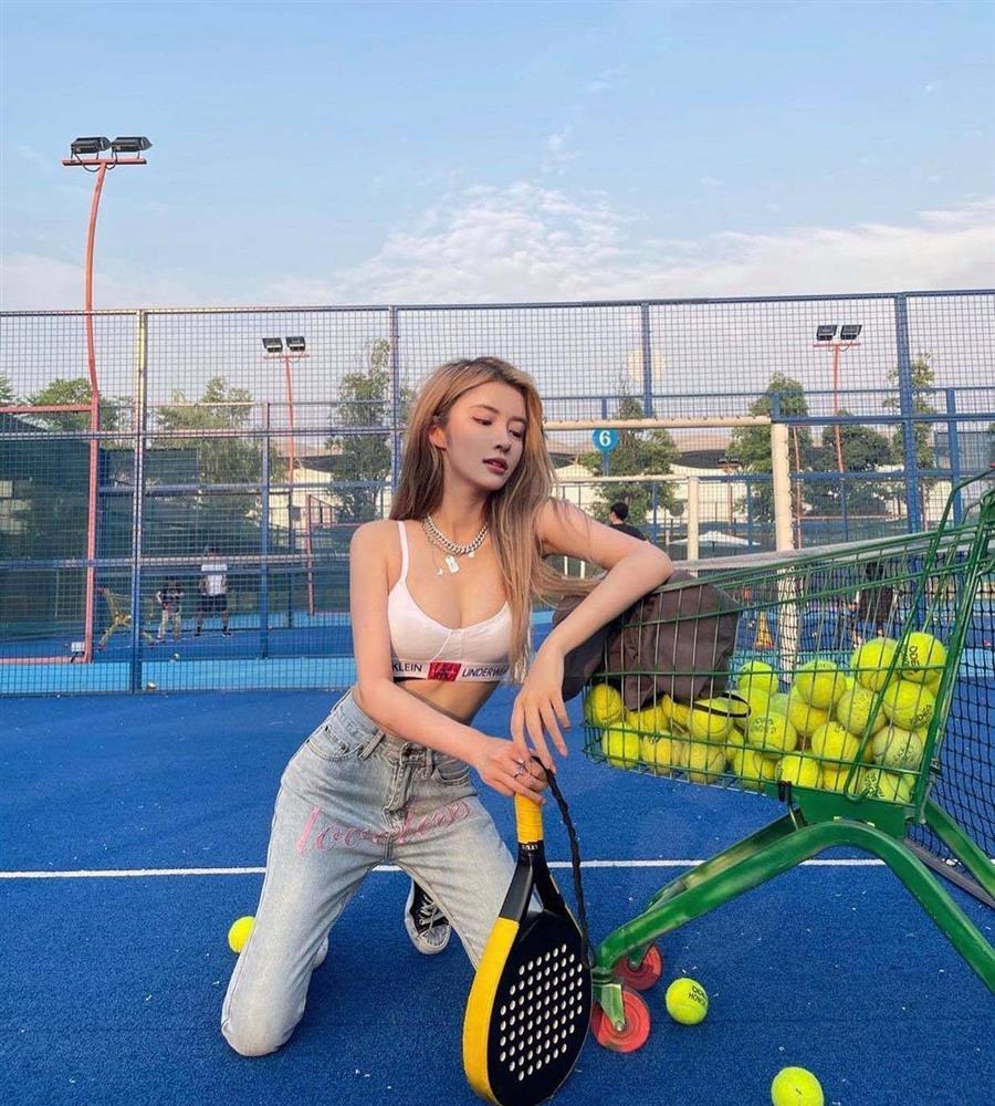 Elly Trần và dàn sao Việt mặc hở chơi tennis, có người diện cả đồ bơi ra sân-8