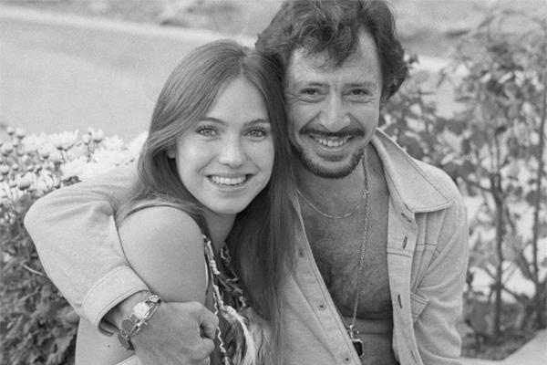 Siêu sao bóng chày vừa ký hợp đồng kỷ lục thế giới 700 triệu USD là ai?-3