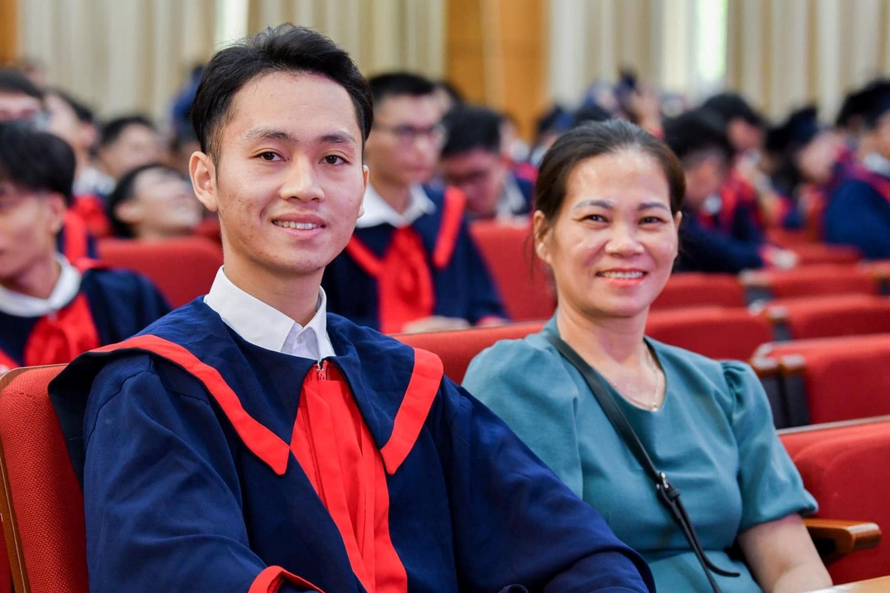 Lời cảm ơn người mẹ nông dân của cử nhân Bách khoa lay động triệu trái tim-1